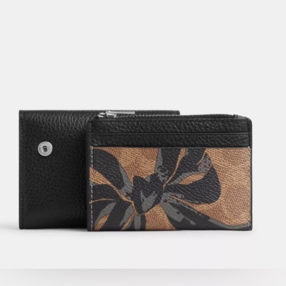 NWT Coach Card Holder✨Snap Wallet Signature 🎀Bow Print🎀Khaki✨Black CZ447 - Picture 1 of 6